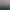 Salle de réunion avec des rangées de chaises bleues, un tableau blanc, un ordinateur portable sur une table et une plante en pot sur un bureau